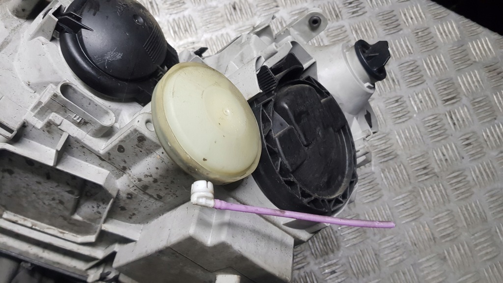 фото №12, Mercedes w203 лампа лівий перед передня