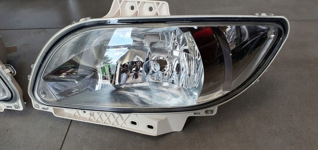 фото №4, Протитуманні фари daf xf 106 комплект