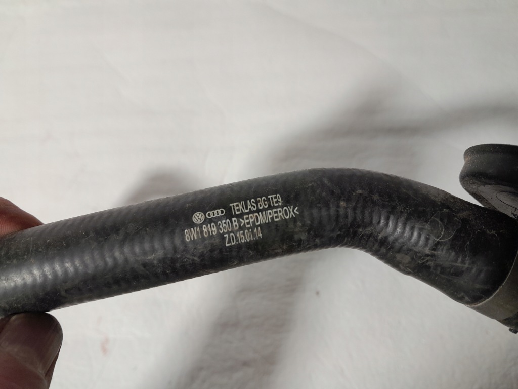 фото №3, Audi a4 b9 шланг труба wody 8w1819350b