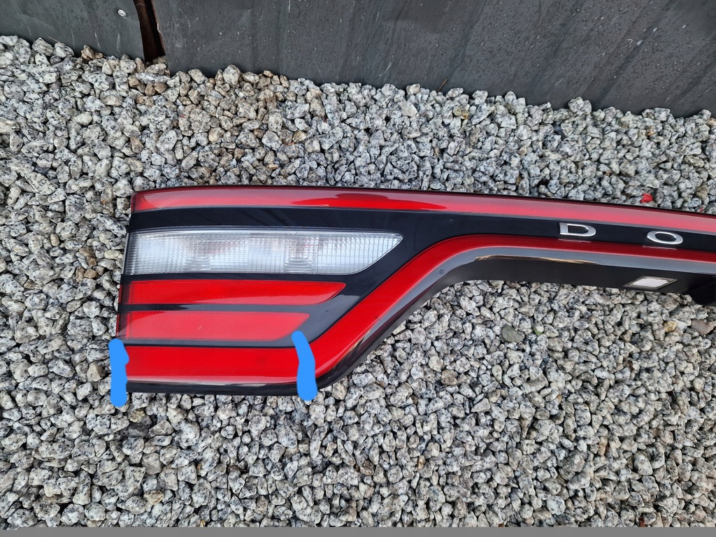 фото №15, Dodge durango 2018 2019 2020 2021 2022 2023 комплектная накладка задняя лампа