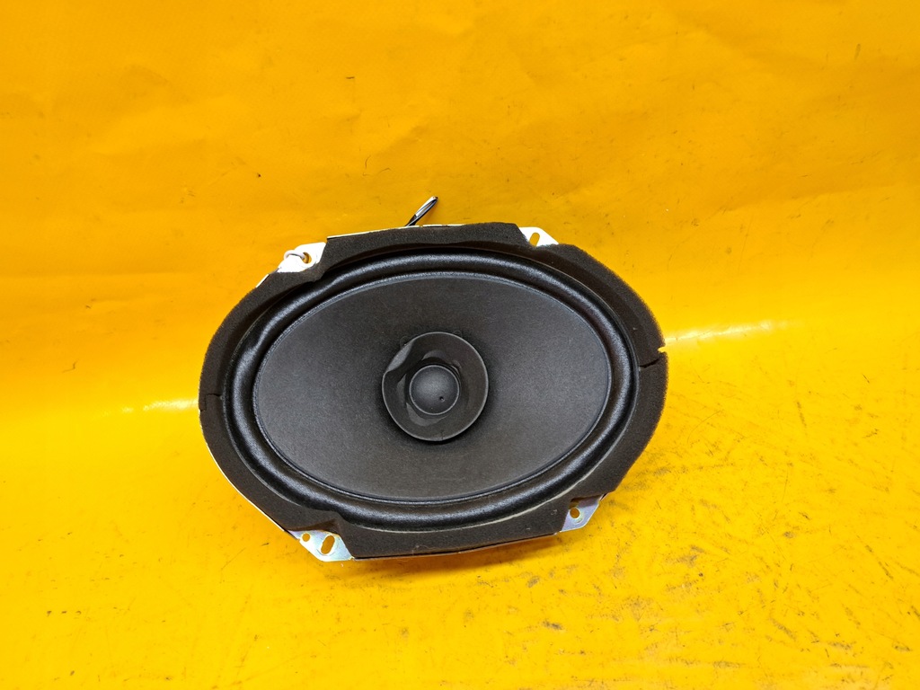 фото №1, Динамик дверь правый задняя mazda 5 05-08r c24366960