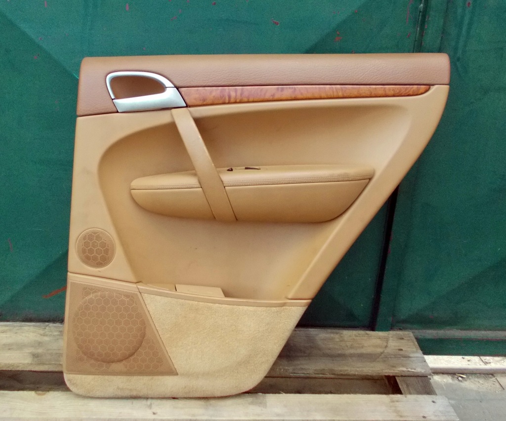 фото №1, Porsche cayenne обшивка оббивка правий задня