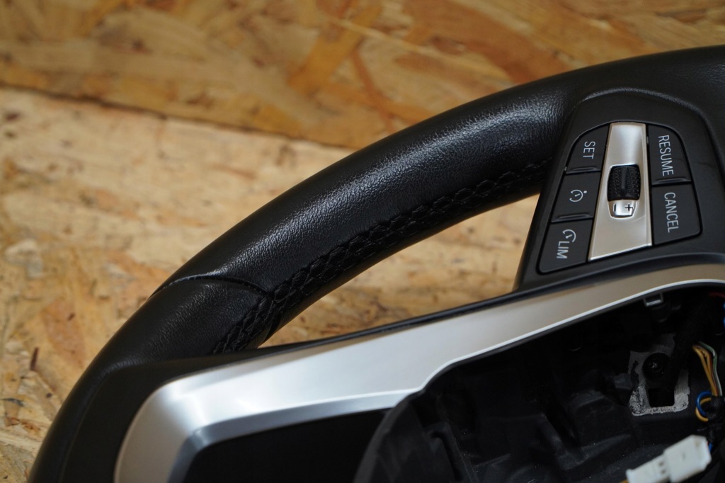 фото №8, Повітропровід з мультифункція пелюстки перемикання bmw 3 g20 g21 шкіра czarna nić 18-