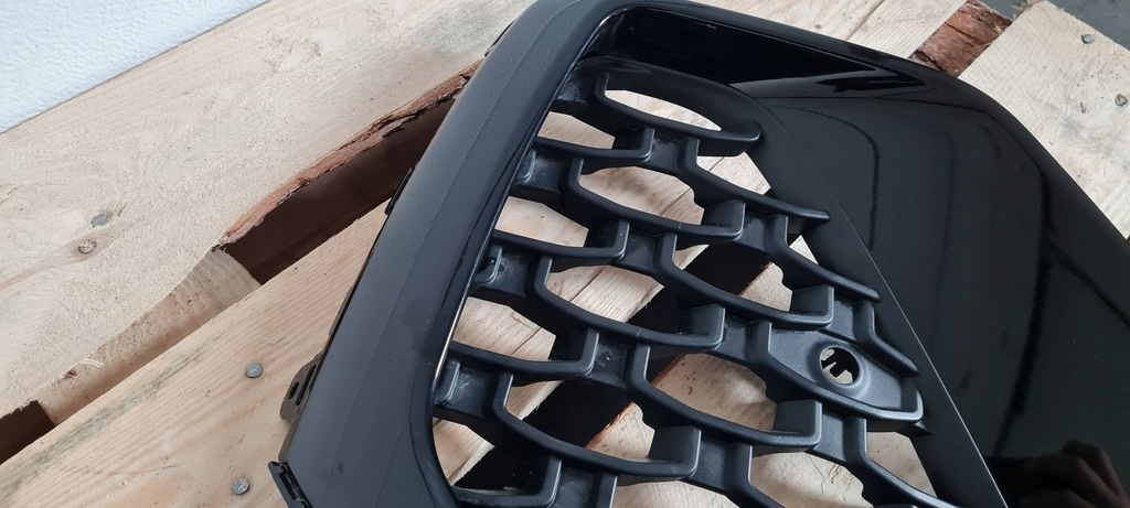 фото №6, Sq8 4m q8 решётка бампера правая правый перед sline czarna 4m8853054a