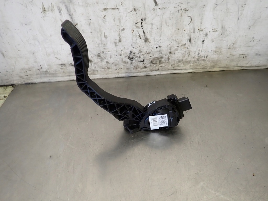 фото №1, Потенциометр газа peugeot 301