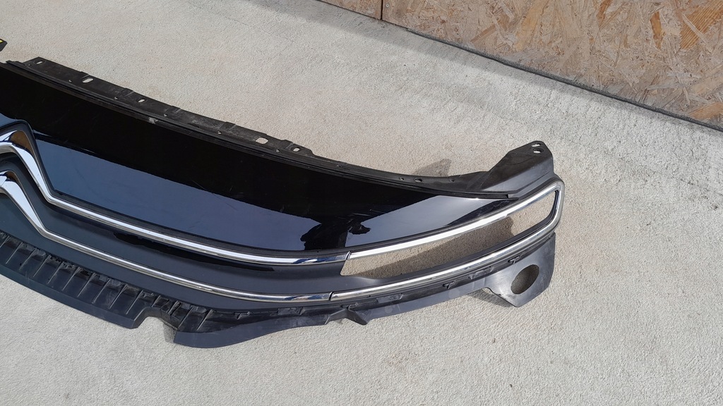 фото №4, Citroen berlingo iv решётка радиатора решётка радиатора хром каркас идеальное состояние