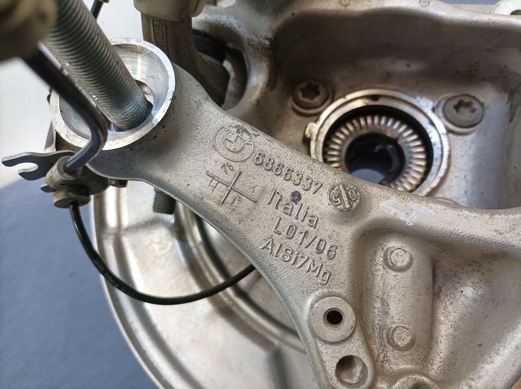 фото №7, Bmw 5 g30 поворотный кулак рычаг задняя левая 6866337