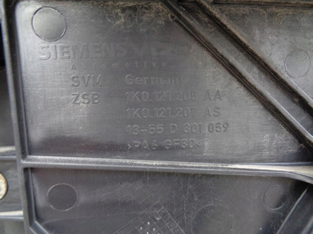 Ремень передний радиатор комплект  vw passat b6 1.9 tdi 05- Оригинал