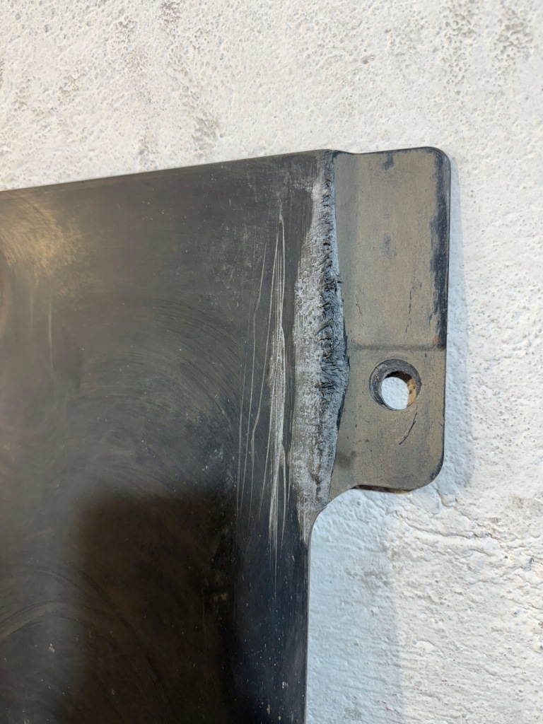 Ferrari 88525400 плита накладка подвеска Цена