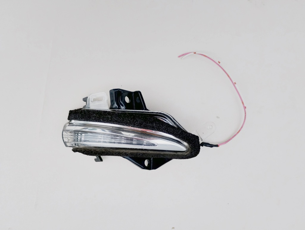 Купить Lexus ct es is ls rc правый поворотник зеркало