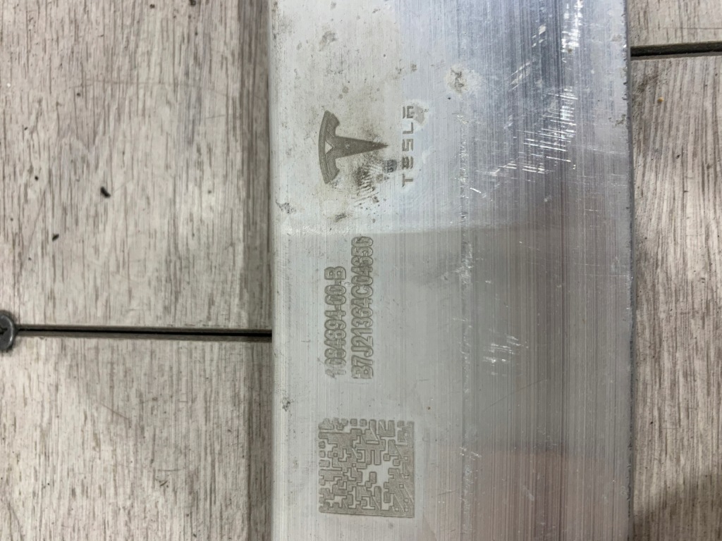 Tesla model 3 балка передняя нижняя 1084894-00-b Оригинал