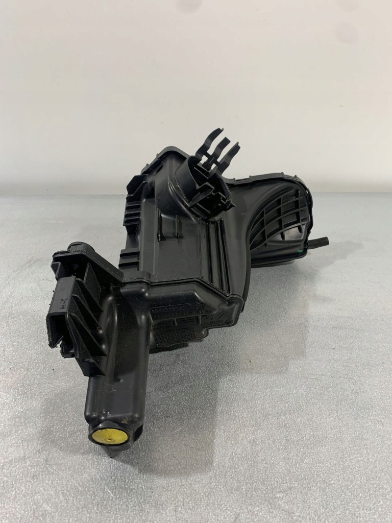 2018 peugeot 5008 резонатор впуску 9814006180 Недорого