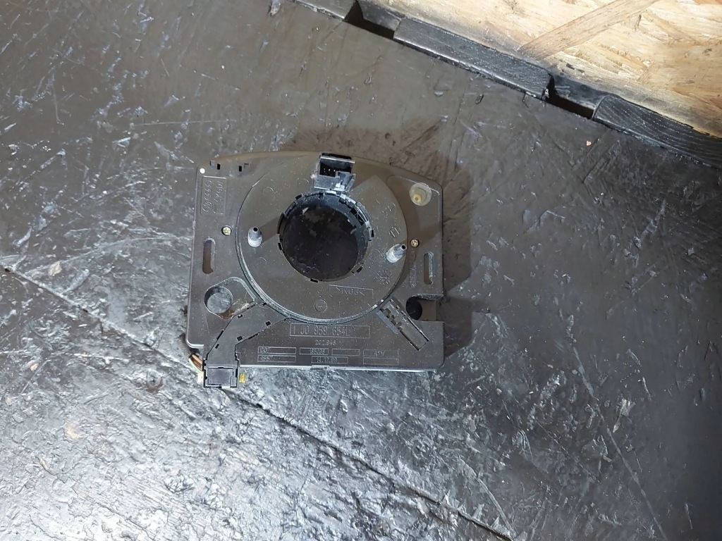 фото №8, Лента шлейф подушка безопасности подушки безопасности руля audi a4 b5 8d 1j0959654l