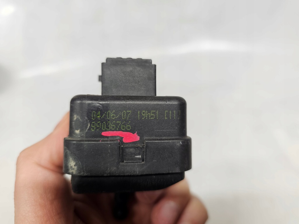 фото №5, Volkswagen fox моторчик регулювання лампи 89036766