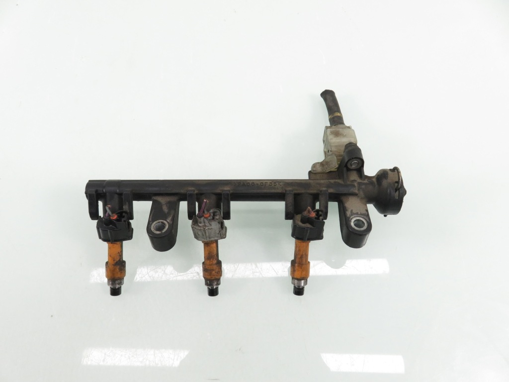 Купить Молдинг впрыскная toyota yaris ii 1.0 vvt-i 2325040020