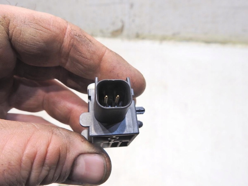 фото №6, Датчик ударный hyundai santa fe ii 95920-2b000 sa3200800-00