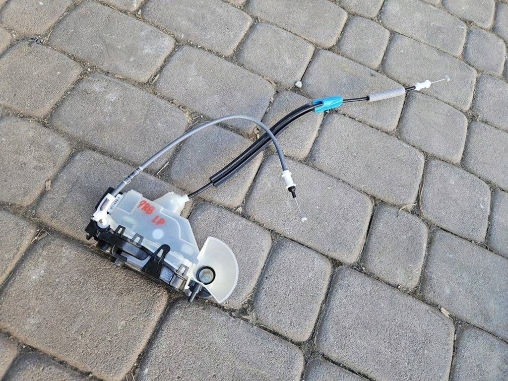 Купити Замок двері лівий перед proace city berlingo combo e rifter psa163434