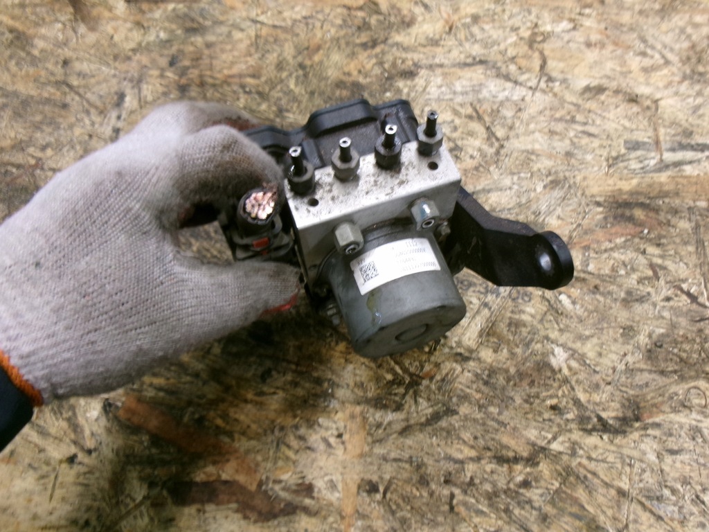 фото №1, Opel karl насос abs 1.0 544764491