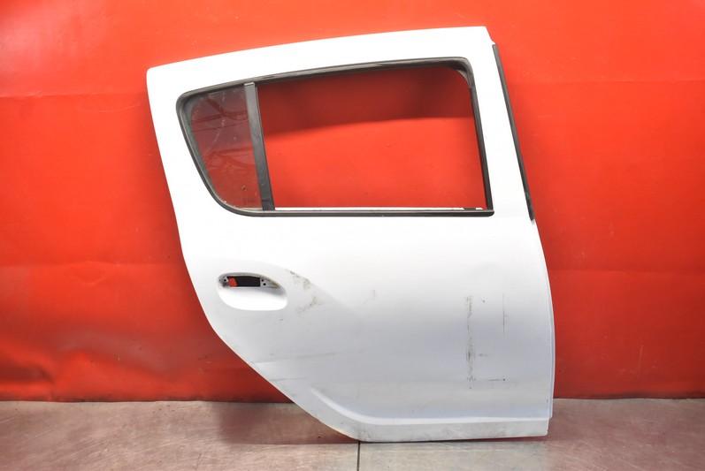 фото №1, Дверь правое задняя задние белый dacia sandero lift 12-20