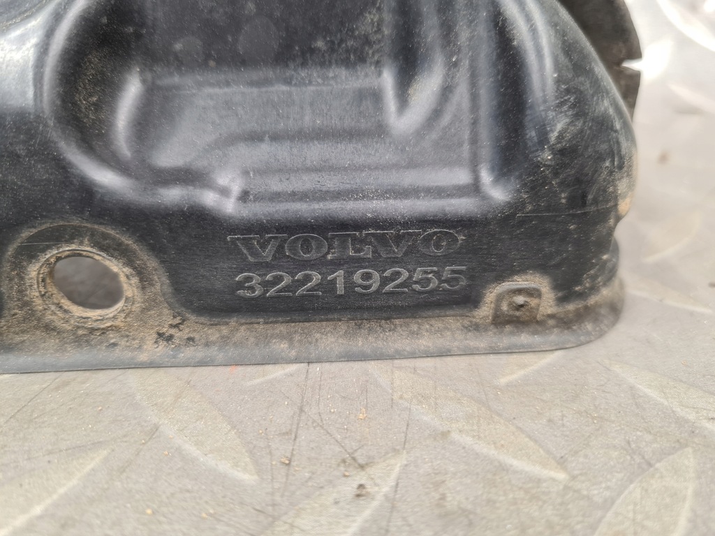 фото №5, Защита пластик жабо впуск воздуха volvo s90 v90 32219255