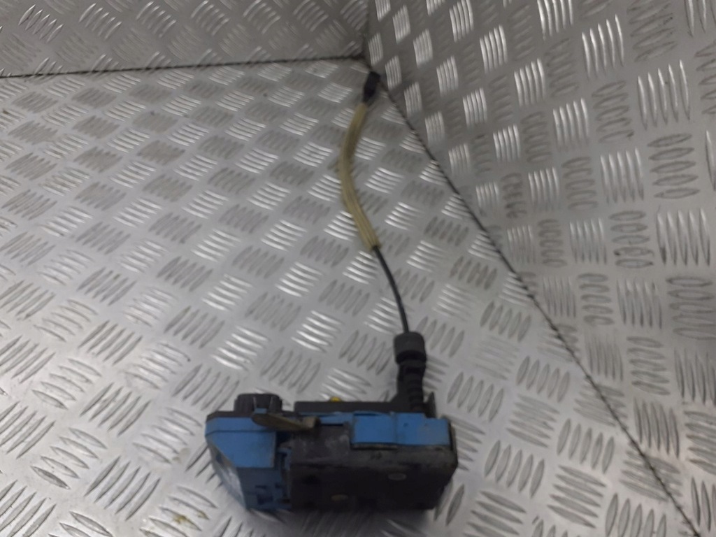 фото №1, Замок дверь правый перед volvo s80 i 8650546