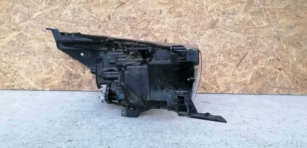 фото №7, Toyota hilux an120, an130 2016 левая сторона лампы передние