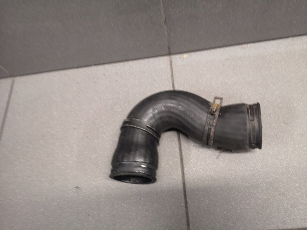 фото №1, Шланг интеркулер skoda octavia 1.9 1j0145838b