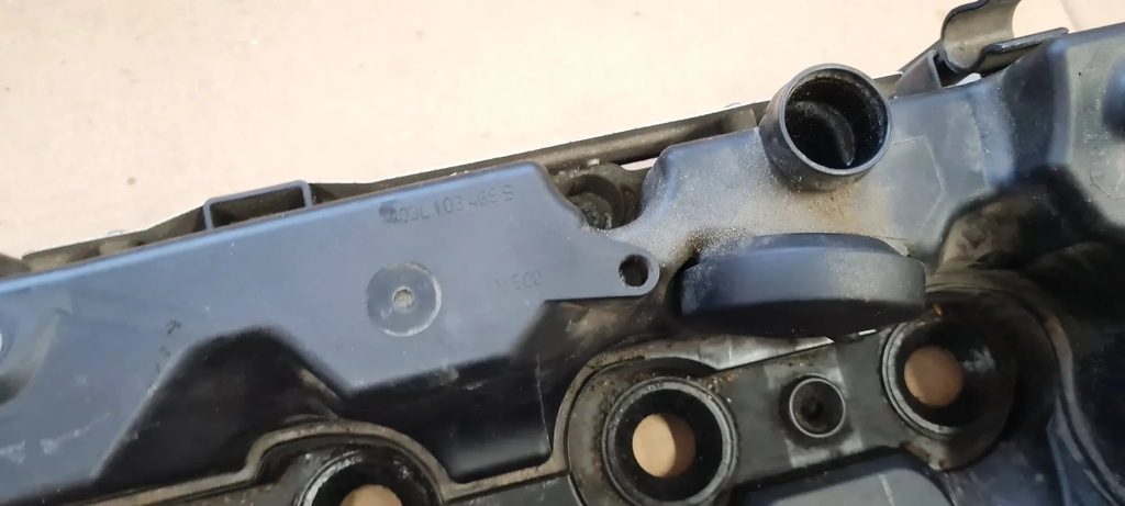 фото №7, A4 b9 8w крышка клапанов головки 2.0 tdi 03l103469s a5 8w q5 a6 vw audi