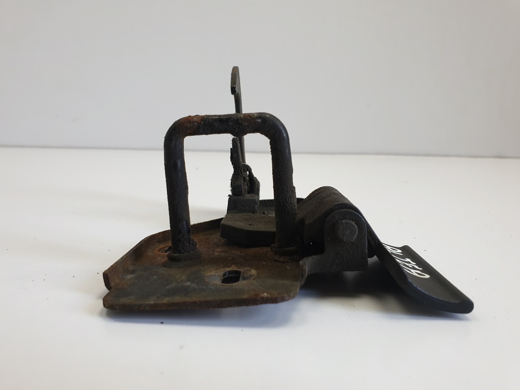 фото №4, Seat altea засов передней капот замок 5p0823480