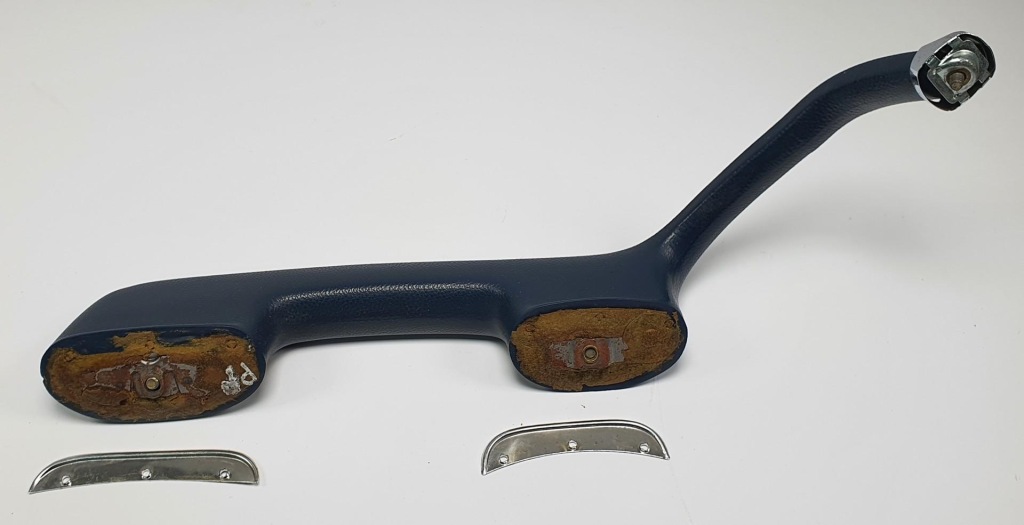 Ручка обшивка двері правий перед mercedes w115 w114 Київ