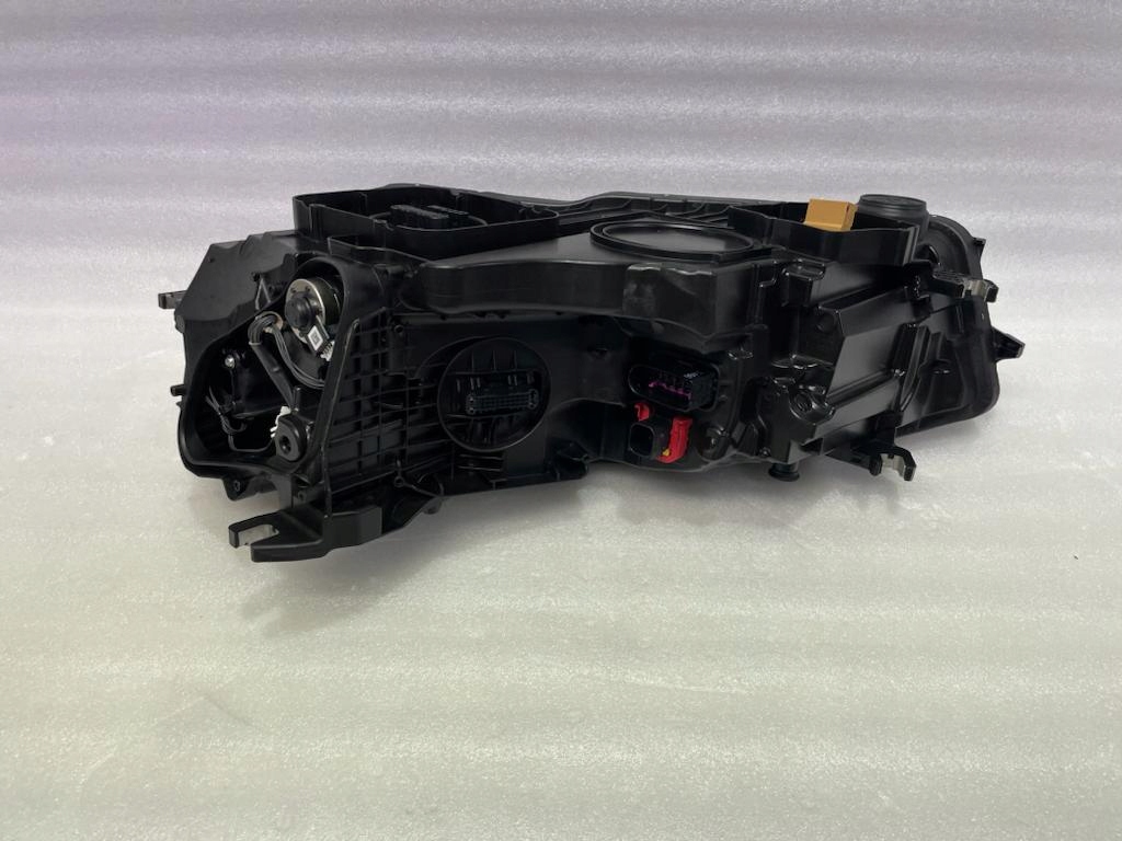 Audi a7 4g8 рестайлинг  matrix фара правый с Разборки