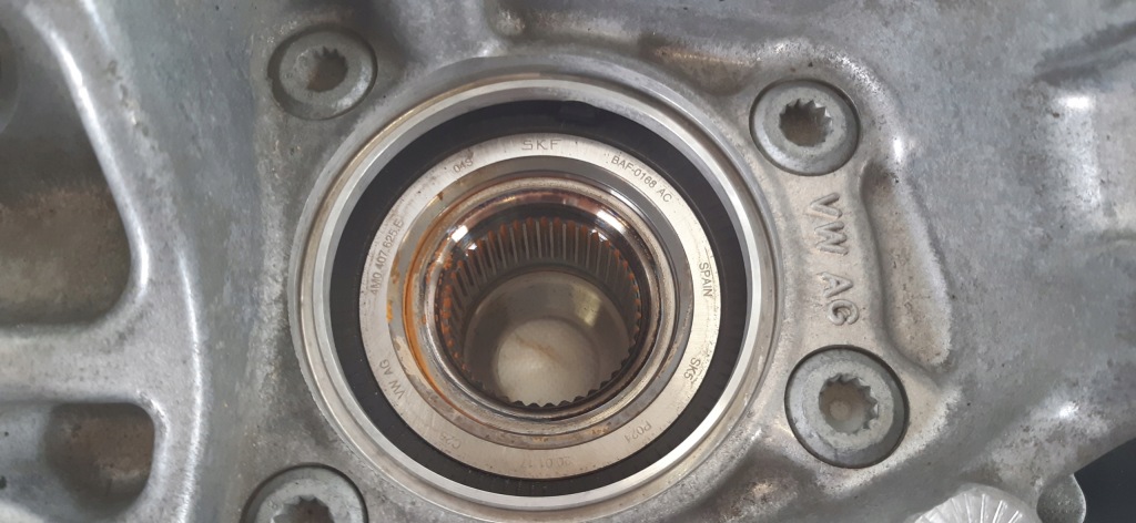 фото №9, Audi q8 3.0 tdi ступица поворотный кулак левая задняя 4m0615611, 4m0505459