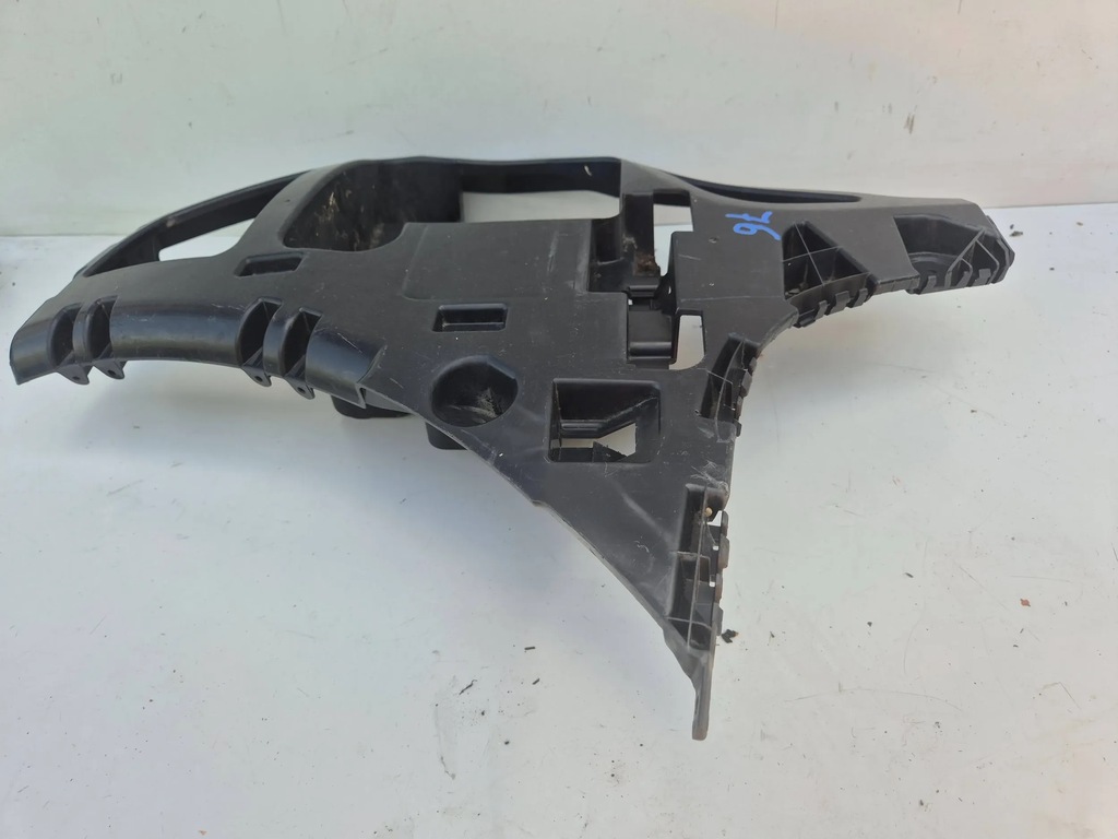 фото №8, Bmw 2 f45 f46 2014 правий напрямна бампера заднього 7300786