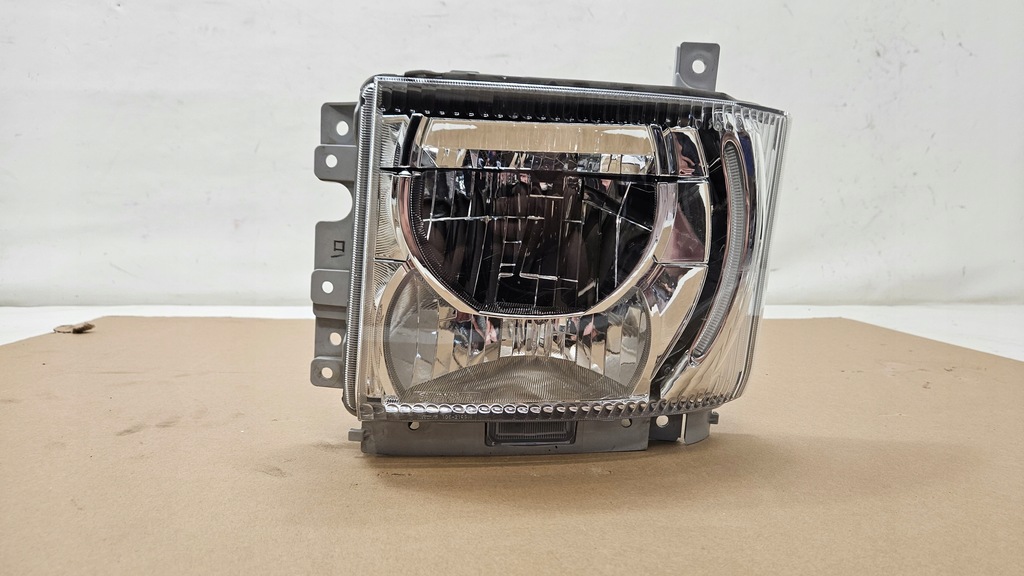 фото №1, Лампа перед передняя левая isuzu giga 100-2199m