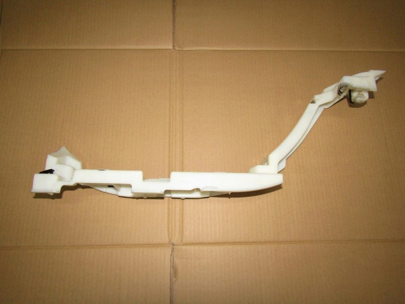 фото №1, Range rover vogue l405 l494 направляющая бампера задняя