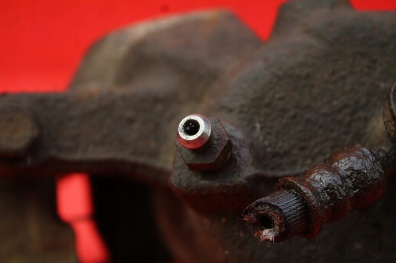 фото №6, Суппорт тормозной левый перед suzuki sx4 1 i 1.9 ddis 07r