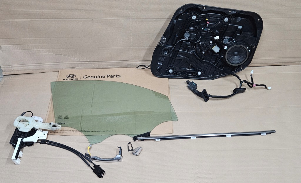 фото №1, Скло w двері правий перед hyundai tucson iii ii 2016