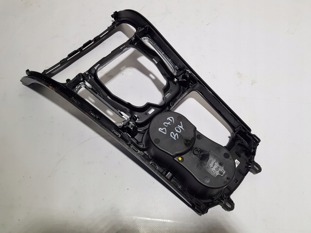 фото №7, Mercedes w205 dekor рамка домкрата передач консоль середня