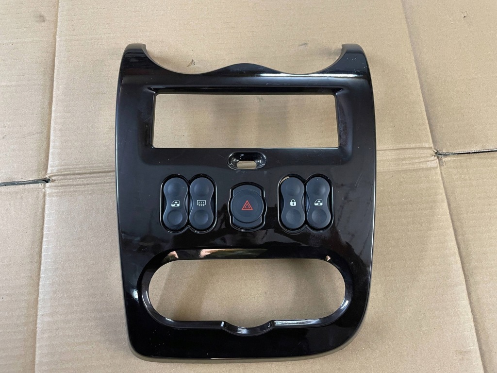 фото №1, Рамка консоль средняя панель dacia duster