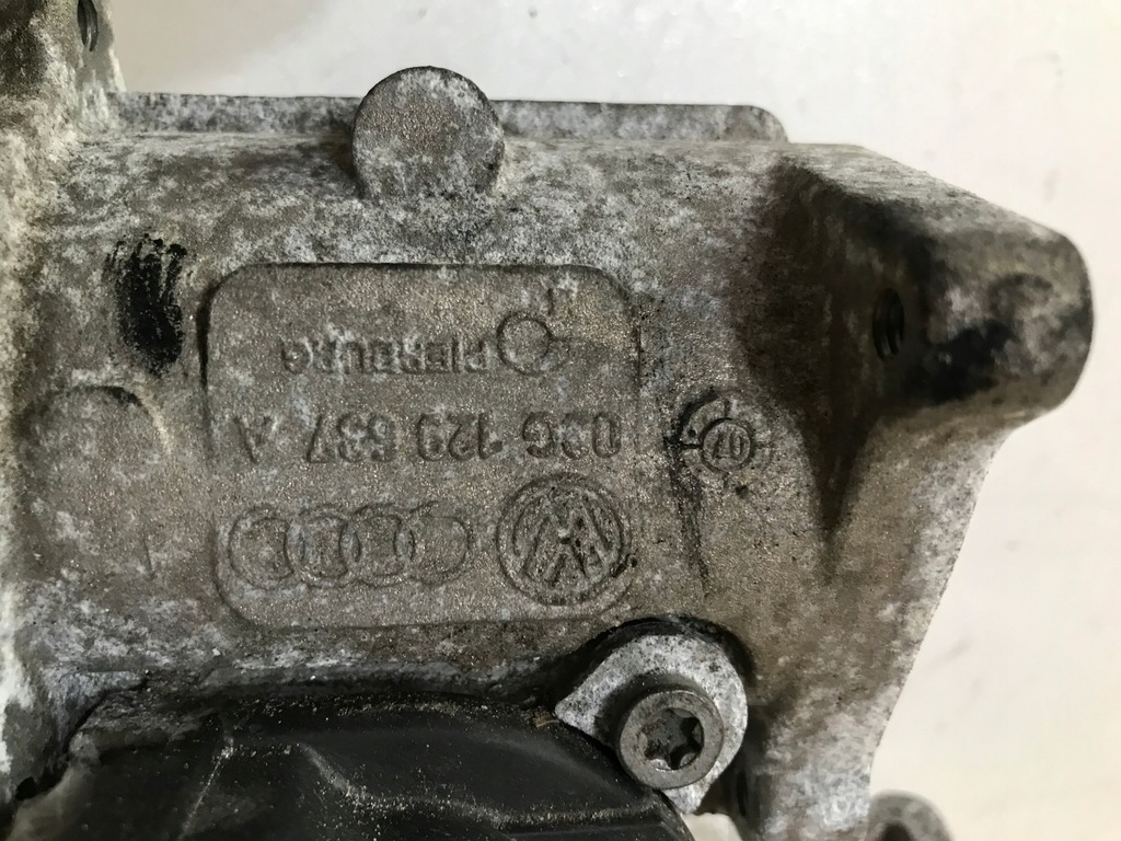 фото №6, Vw golf v 2.0 tdi клапан egr 03g129637a