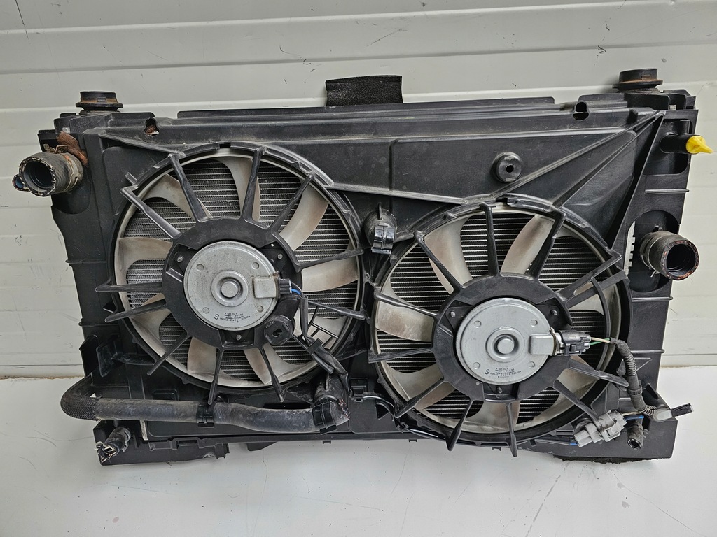 фото №8, Pas передний радиатор toyota prius iii plus + lift гибрид