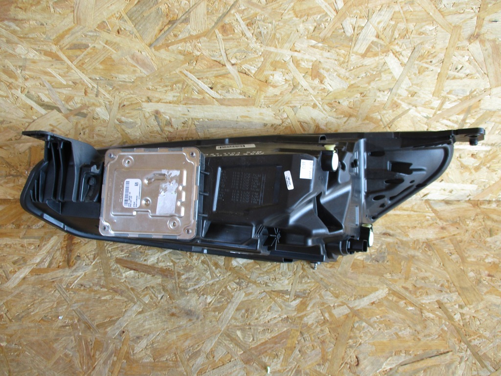 фото №5, Лампа права ford focus mk4 full led