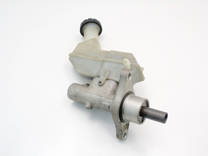 фото №1, Насос тормозная бачок крышка renault modus 2007 8200304083