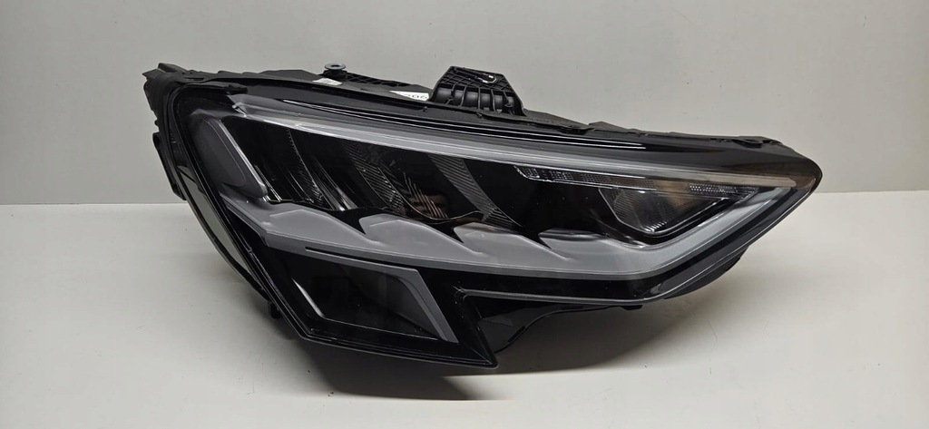 фото №1, Audi a3 8y фара full led правый лампа правая 8y0941012