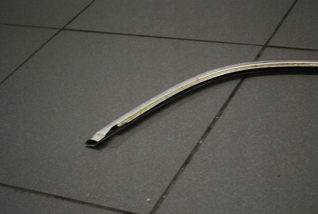 фото №9, Молдинг хром бампера лівий задня audi a8 d2