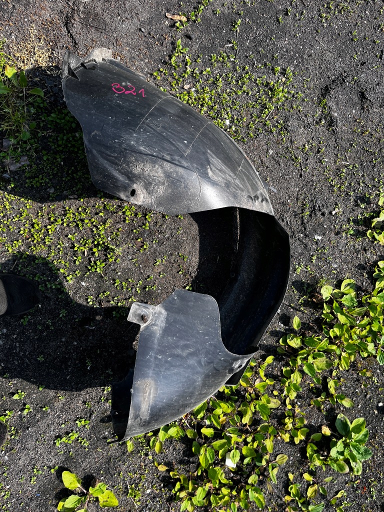 фото №1, 321 audi a3 8p подкрылок передние левая 8p0821171g