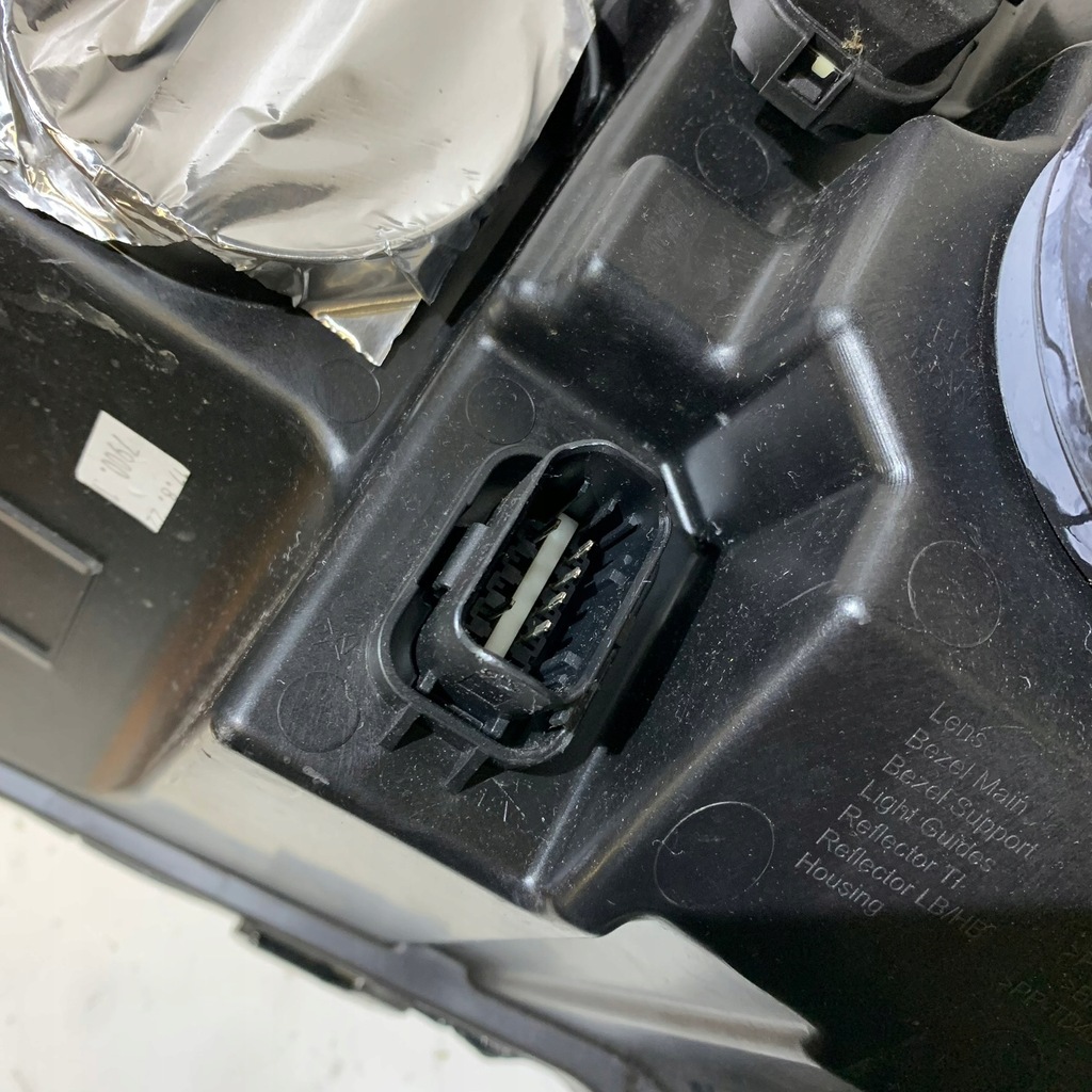 фото №15, Renault master iii iv правая лампа перед 260105567r