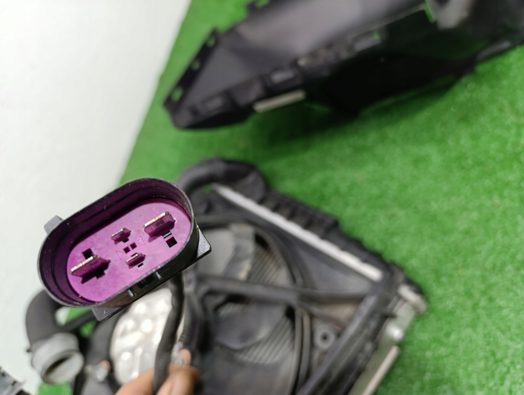 Porsche 911 991 carrera gt3 gt4 rs радиатор воды правый  вентилятор комплект Киев