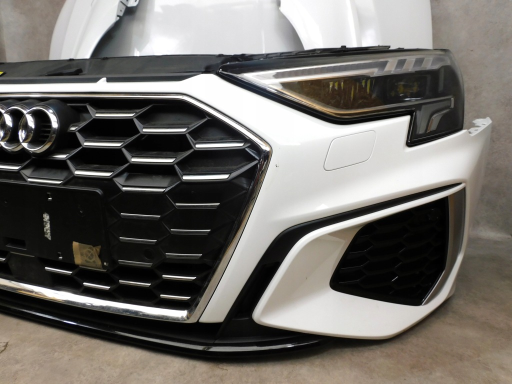 Audi a3 8y s line перед бампер фары капот крылья ремень full led Недорого