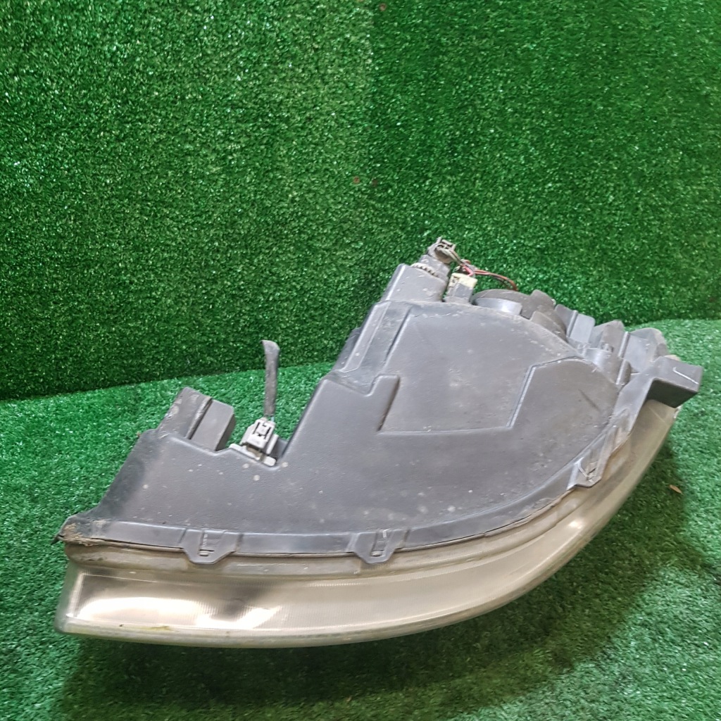 Фара правый  передняя fiat sedici 100-16684 с Разборки